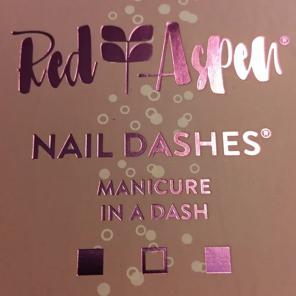 Electric Lilac, Everlee Red Aspen Nail Dash Set - Picture 2 of 5